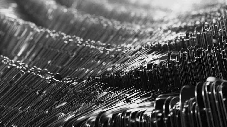 Amenajarea Holului de Intrare în Casa Ta