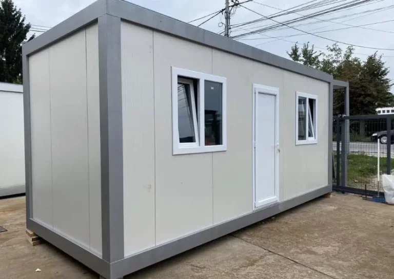 Containere Sanitare pentru ZHouseContainere: Soluția Ideală pentru Spații Temporare