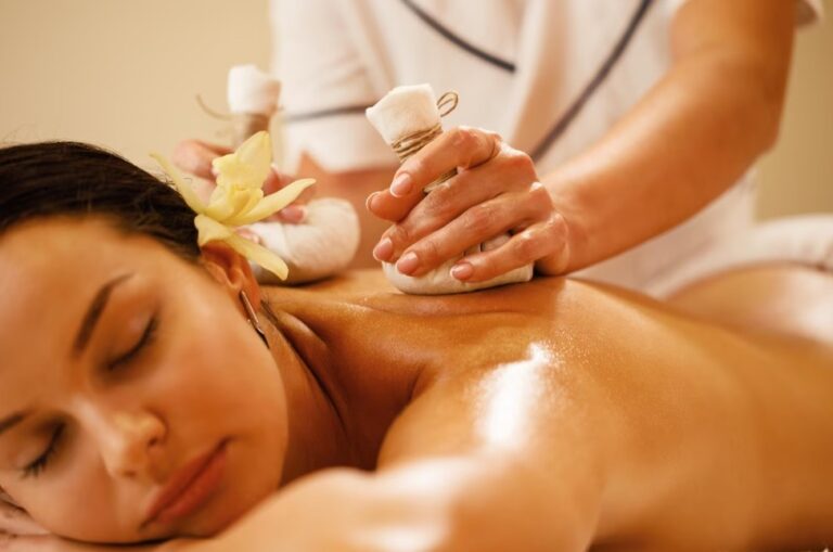 Terapia Exotică ce Îmbină Relaxarea cu Vindecarea