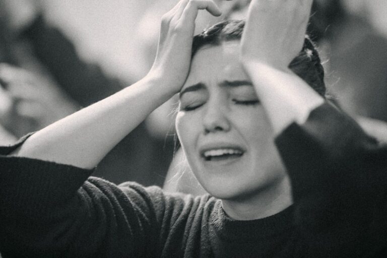 Ce se întâmplă dacă plângi în somn