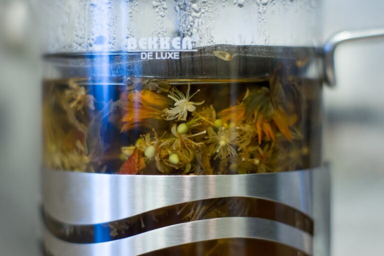 Ce se întâmplă când mănânci usturoi pe stomacul gol