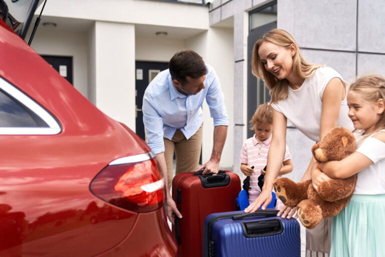 Închirieri auto în Cluj-Napoca: revenire acasă pe nepregătite – cum te organizezi în 15 minute