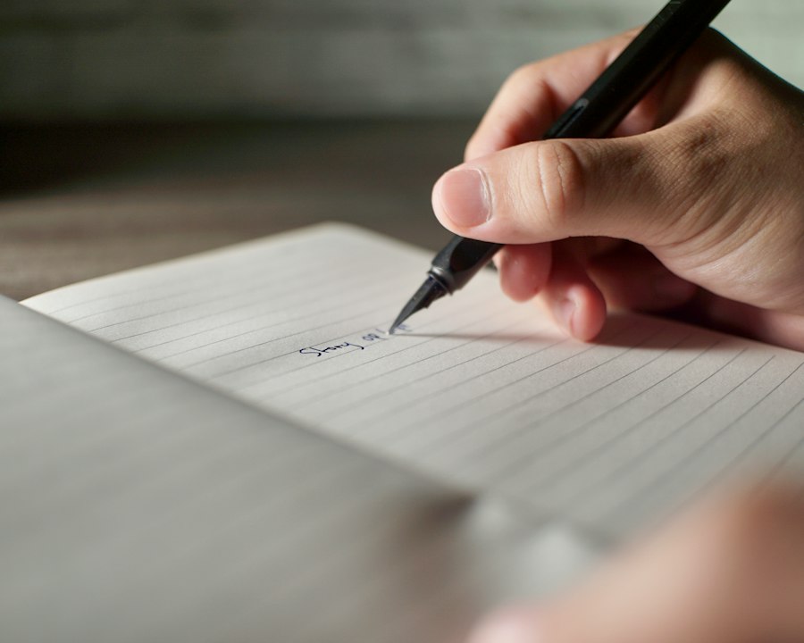 Photo writing therapy benefits studies
