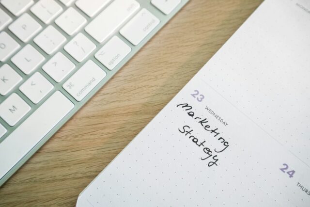 Photo modern blogging guide experts data